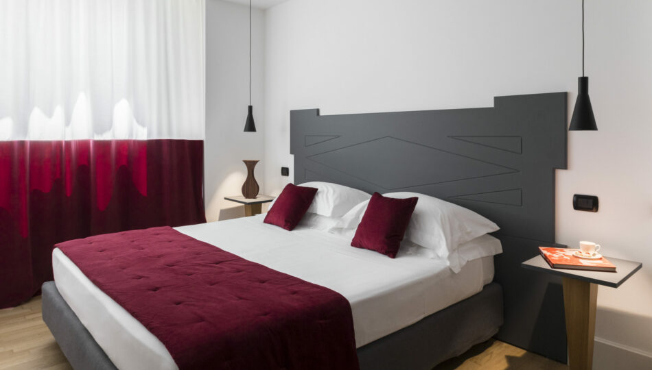 classic double or twin room hotel plaza opera