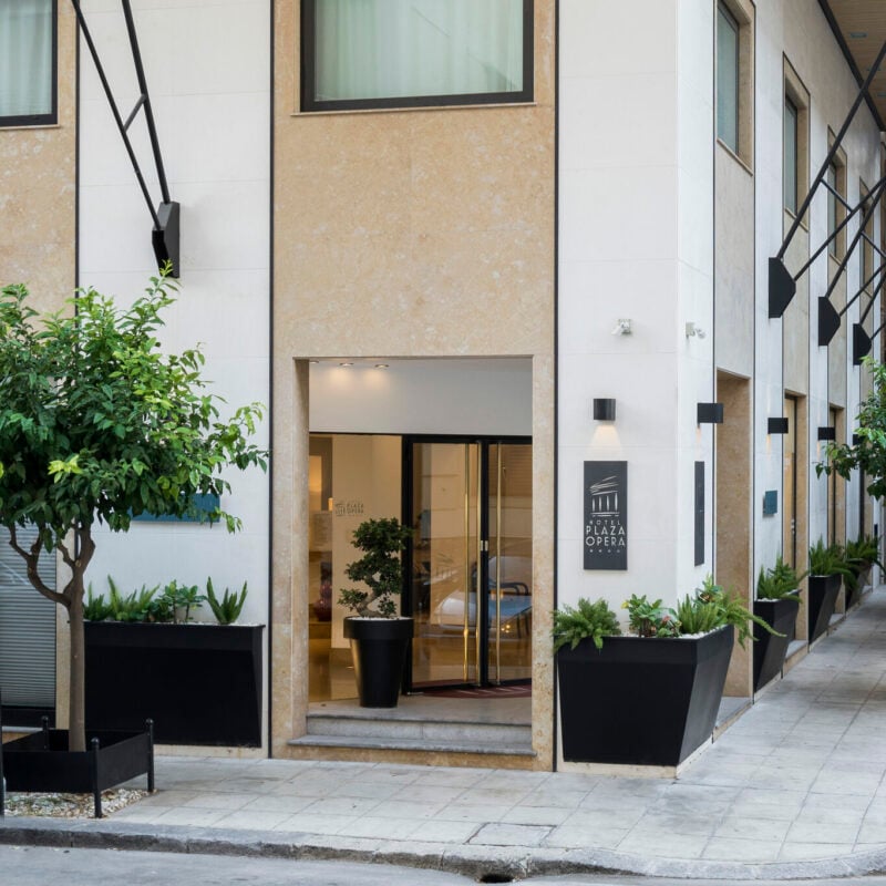 chi siamo hotel plaza opera